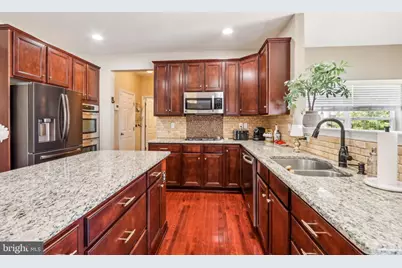 955 Yorkshire Drive, Breinigsville, PA 18031 - Photo 13