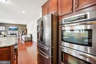 955 Yorkshire Dr, Breinigsville, PA 18031 - Photo 21