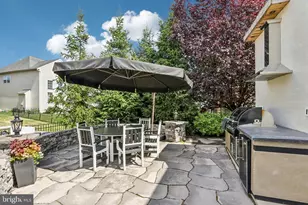 955 Yorkshire Dr, Breinigsville, PA 18031 - Photo 63