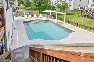 955 Yorkshire Dr, Breinigsville, PA 18031 - Photo 65