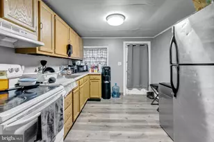 423 N Hall St, Allentown, PA 18102 - Photo 3