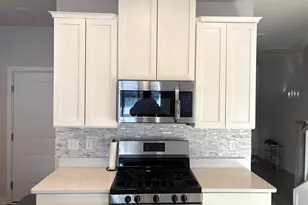 7573 Clayton Ave, Coopersburg, PA 18036 - Photo 5