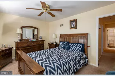 727 S 11th Street, Allentown, PA 18103 - Photo 3