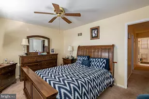 727 S 11th St, Allentown, PA 18103 - Photo 3