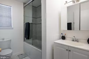 727 S 11th St, Allentown, PA 18103 - Photo 7