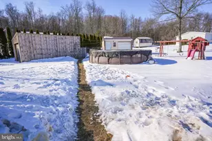 8600 Delong Dr, Slatington, PA 18080 - Photo 9