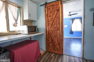 8600 Delong Dr, Slatington, PA 18080 - Photo 29