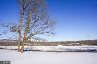 8600 Delong Drive, Slatington, PA 18080 - Photo 17