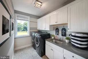 5405 Red Oak Dr, Coopersburg, PA 18036 - Photo 17