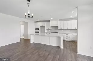 5395 Red Oak Dr, Coopersburg, PA 18036 - Photo 11