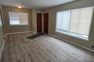 2463 S Lumber St, Allentown, PA 18102 - Photo 7