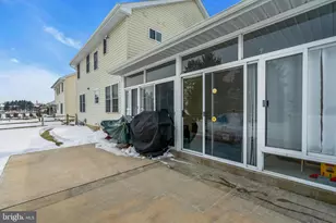 2593 Halleck Dr, Whitehall, PA 18052 - Photo 61