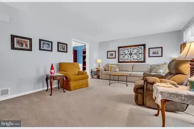 2593 Halleck Drive, Whitehall, PA 18052 - Photo 13