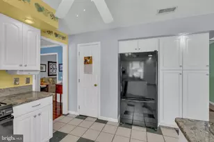 2593 Halleck Dr, Whitehall, PA 18052 - Photo 31