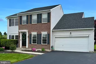 6216 Clover Ln, Macungie, PA 18062 - Photo 1
