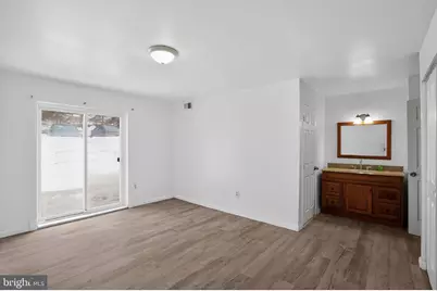 1590 Alta Drive #D8, Whitehall, PA 18052 - Photo 9