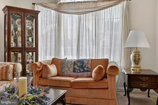 2852 Donegal Dr, Macungie, PA 18062 - Photo 9