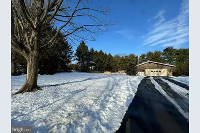 4377 Astor Drive, Orefield, PA 18069 - Photo 3