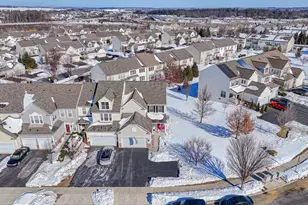 8542 Mayfair Ct, Breinigsville, PA 18031 - Photo 5