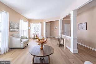 8542 Mayfair Ct, Breinigsville, PA 18031 - Photo 13