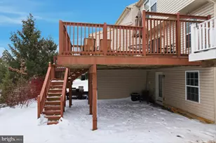 1048 Sparrow Way, Breinigsville, PA 18031 - Photo 33