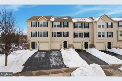 1048 Sparrow Way, Breinigsville, PA 18031 - Photo 1