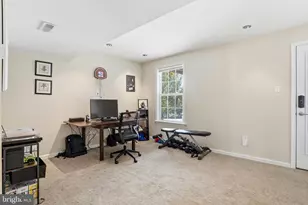 1048 Sparrow Way, Breinigsville, PA 18031 - Photo 7