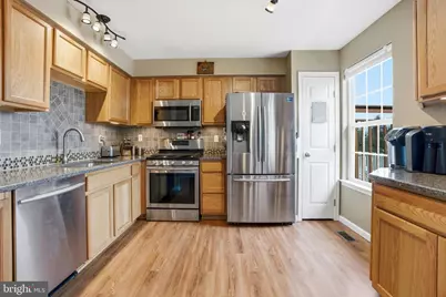 1048 Sparrow Way, Breinigsville, PA 18031 - Photo 17