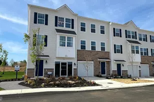 8207 Alexander Ct, Breinigsville, PA 18031 - Photo 1