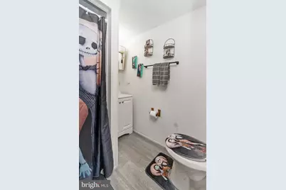 1048 Cedar Street, Laurys Station, PA 18059 - Photo 15