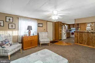 1048 Cedar St, Laurys Station, PA 18059 - Photo 3