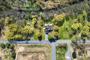 7202 Stein Rd, Zionsville, PA 18092 - Photo 3