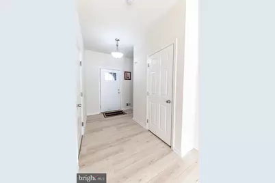 164 Maureen Lane, Allentown, PA 18104 - Photo 3