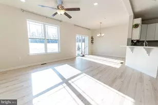 164 Maureen Ln, Allentown, PA 18104 - Photo 9