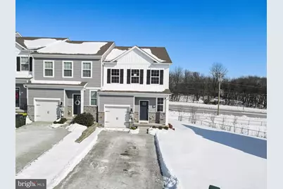 1031 Turnstone Drive, Fogelsville, PA 18051 - Photo 1