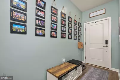 7592 Clayton Avenue, Coopersburg, PA 18036 - Photo 9