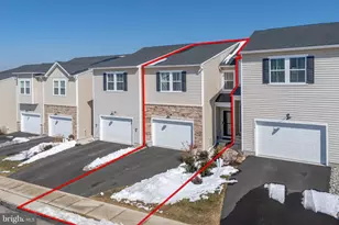 7592 Clayton Ave, Coopersburg, PA 18036 - Photo 3