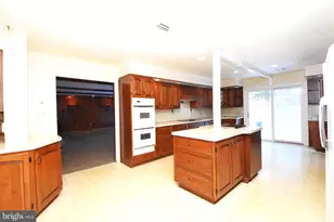 1850 Briarcliff Terrace, Allentown, PA 18103 - Photo 9