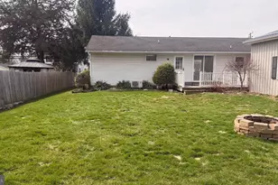 4059 Mauch Chunk Rd, Coplay, PA 18037 - Photo 27