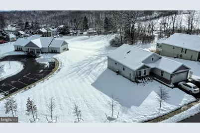 4220 Cypress Lane, Whitehall, PA 18052 - Photo 3