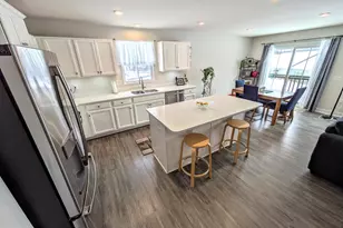 4220 Cypress Ln, Whitehall, PA 18052 - Photo 13