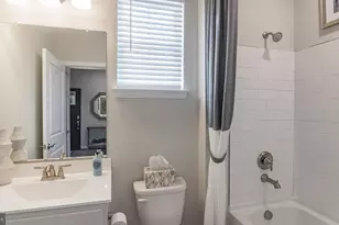 1420 Silk Run, Breinigsville, PA 18031 - Photo 7