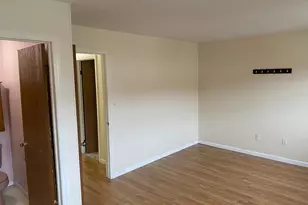 20 Lincoln Pl, Whitehall, PA 18052 - Photo 7