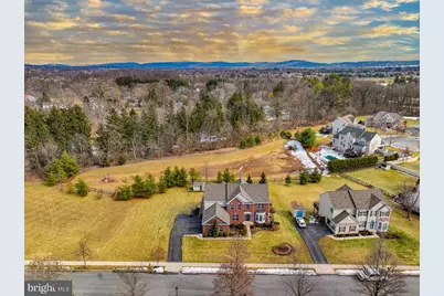 1919 Pembrooke Drive, Macungie, PA 18062 - Photo 5