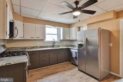 2045 Kenmore Avenue, Bethlehem, PA 18018 - Photo 15