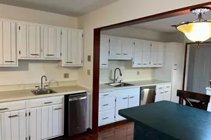 1989 Forest Ln, Allentown, PA 18103 - Photo 13