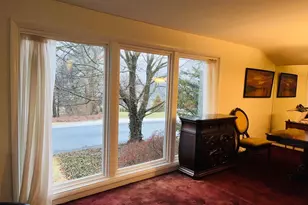 1989 Forest Ln, Allentown, PA 18103 - Photo 9