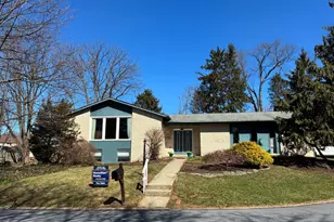 1989 Forest Ln, Allentown, PA 18103 - Photo 1