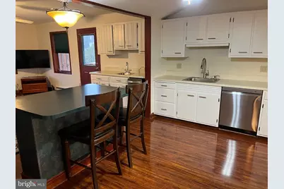 1989 Forest Lane, Allentown, PA 18103 - Photo 9