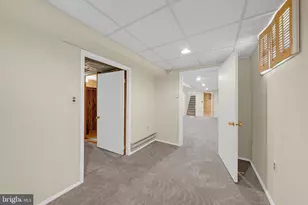 2203 Allwood Dr, Bethlehem, PA 18018 - Photo 33